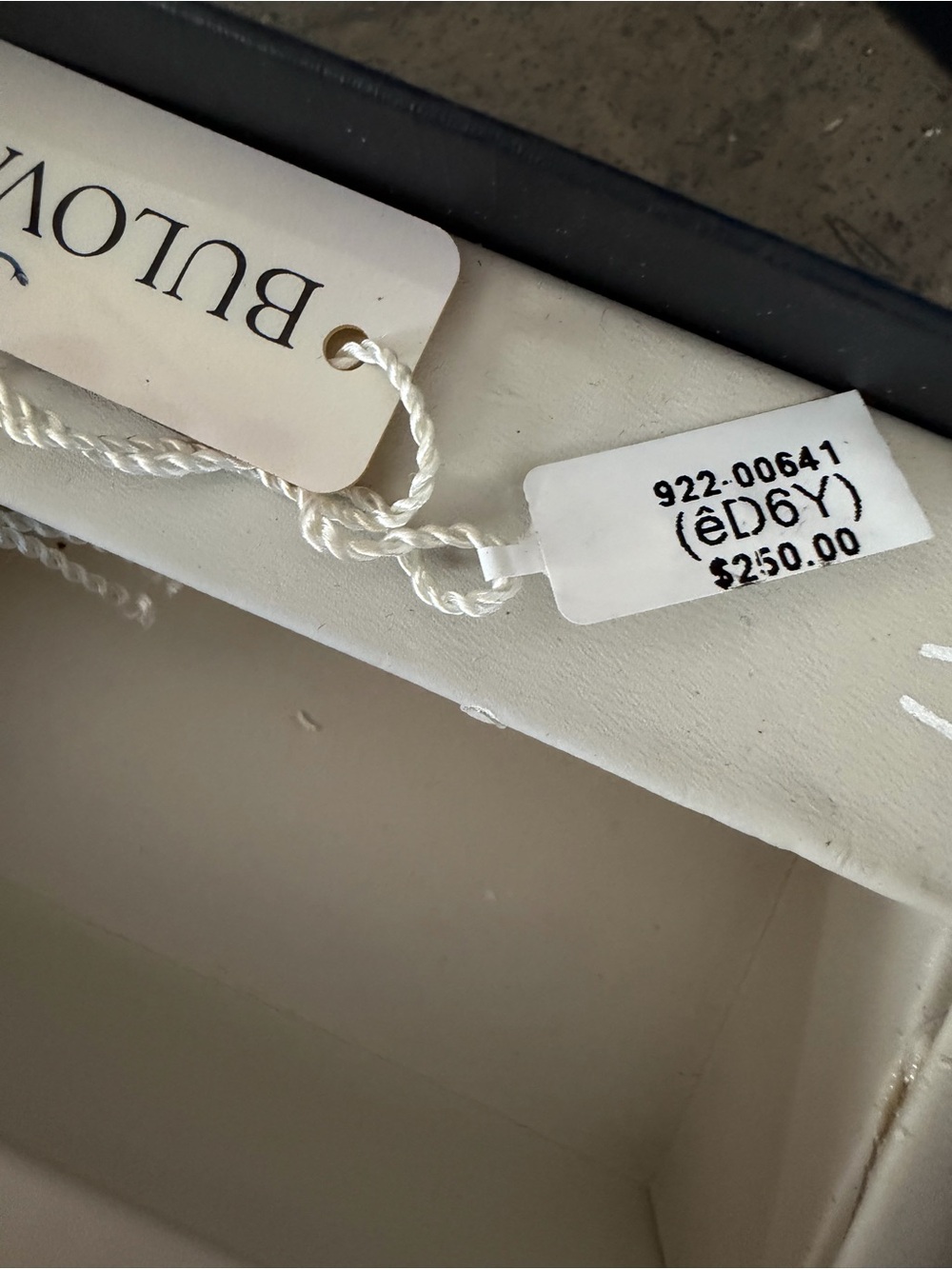 Bulova White and Black Taged Watch Box Accent - Picture 3 of 3